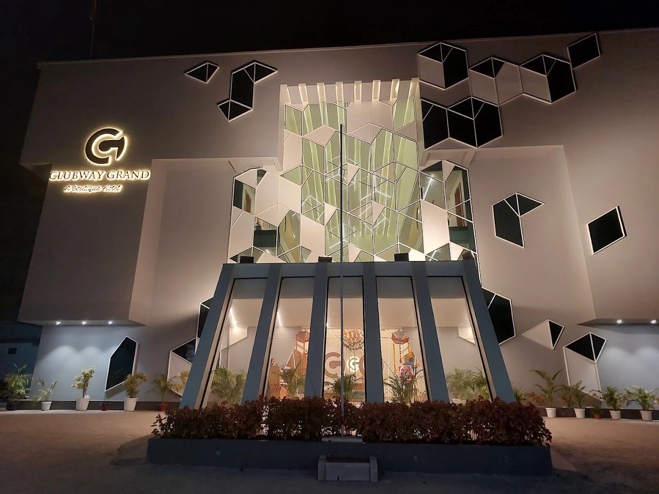 Clubway Grand A Boutique Hotel
